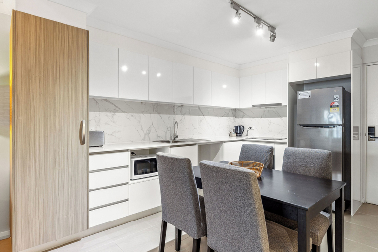 Others 5, Yaran Suites, Rockingham
