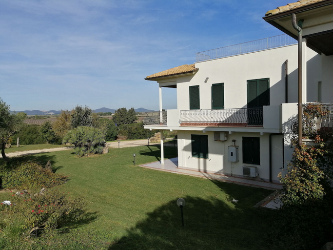 Exterior & Views 2, Tenute Delogu, Sassari