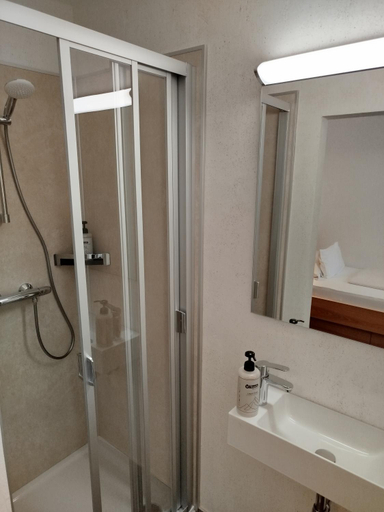 Bathroom 4, Hotel Gesser Sillian, Lienz