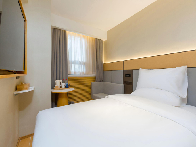 Bedroom 2, Starway Hotel Beijing Guomao, Beijing