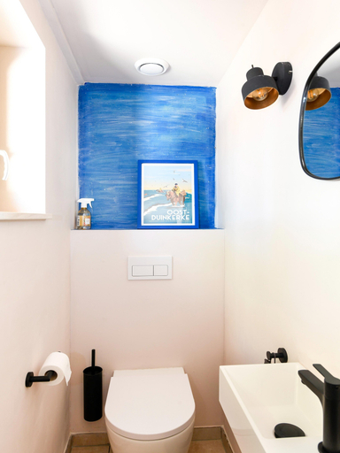 Bathroom 4, Well-kept and Cozy Polder House, West-Vlaanderen