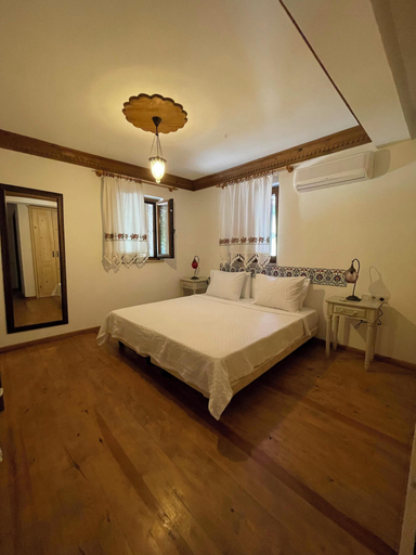 Bedroom 3, guesthouse by west, Datça