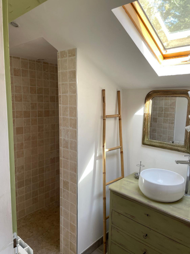 Bathroom 3, Gites charme avec piscine Arles - Camargue - Alpilles, Bouches-du-Rhône