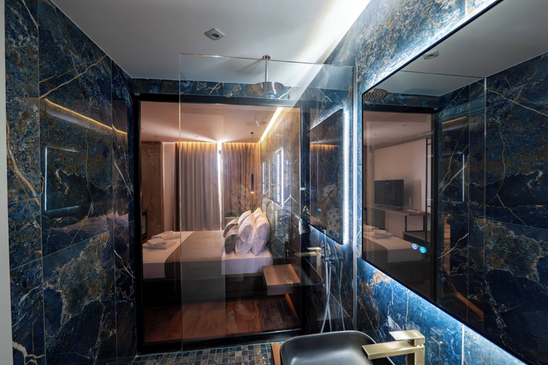 Bathroom 3, Cuni Luxury Hotel, Sarandës