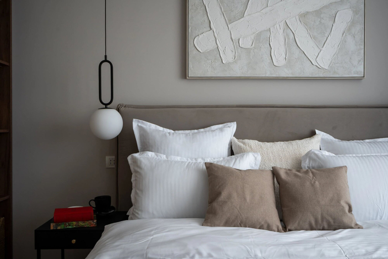 Bedroom 2, Views of all the Palaces 2BR Stunner, Municipiul Bucuresti