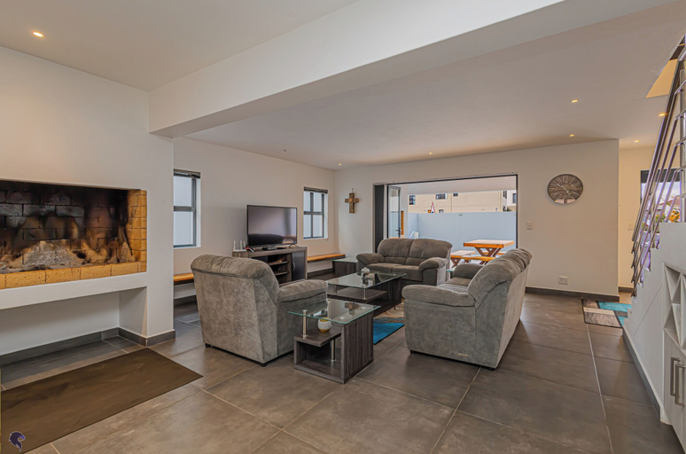 Others 5, Dalton's, Langebaan, 6-sleeper, West Coast