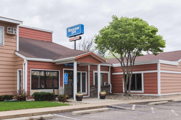 Others 5, Rodeway Inn Red Wing, Goodhue