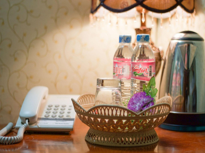 Amenities 11