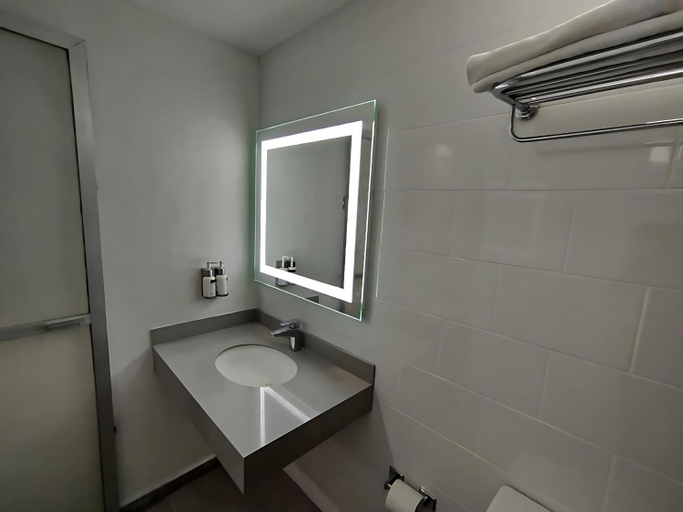 Bathroom 4, Hotel Unico, Mexico City