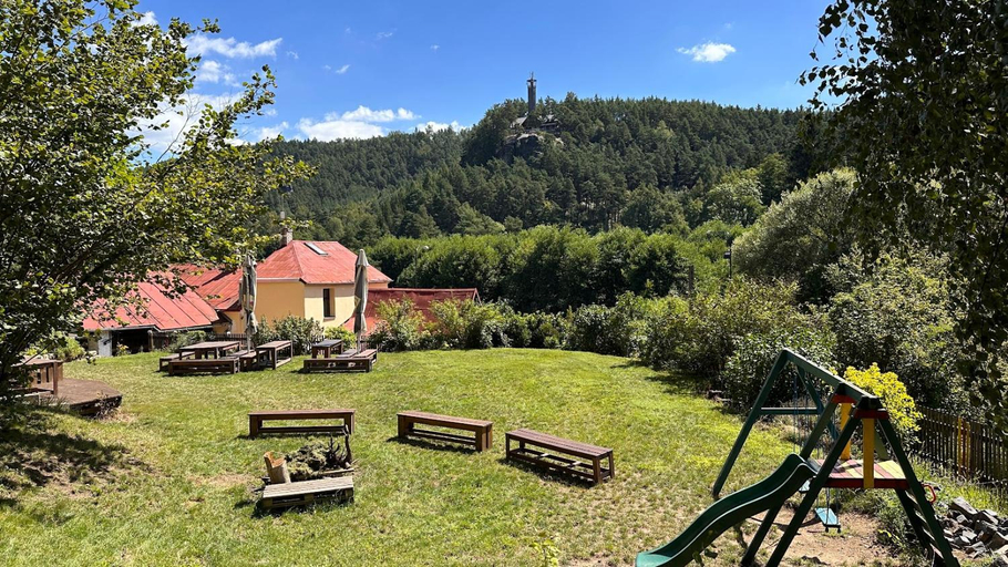 Others 2, Chata pod hradem, Česká Lípa