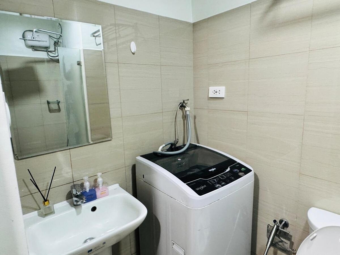 Bathroom 5, Shore 2 Residences - La Casa, Pasay City