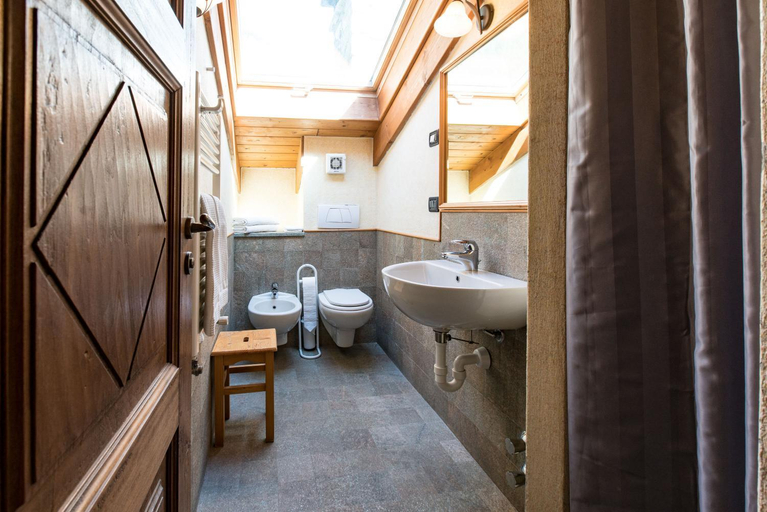 Bathroom 3, Hotel Lo Campagnar, Aosta