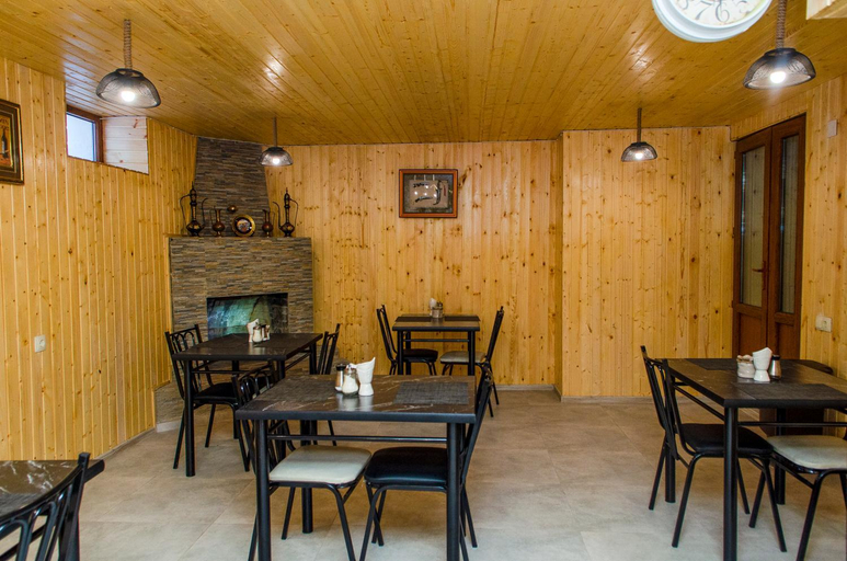 Food & Drinks 5, Hotel S.R, Tbilisi