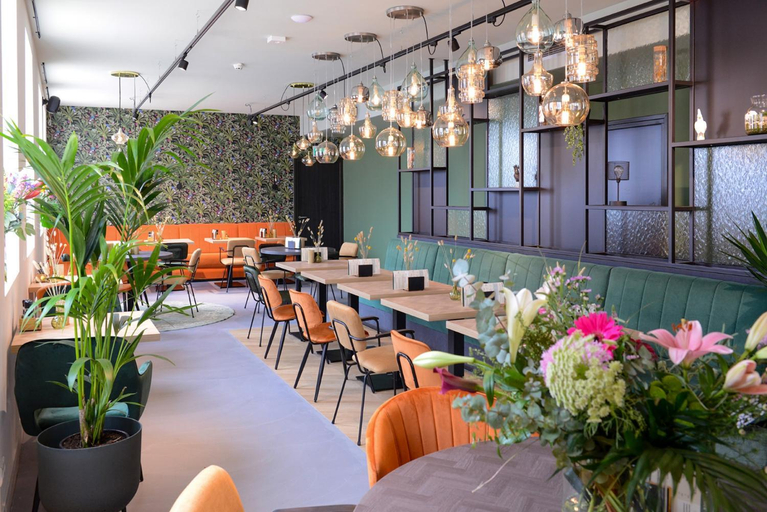 Food & Drinks 4, Hotel van der Meer, Dongeradeel