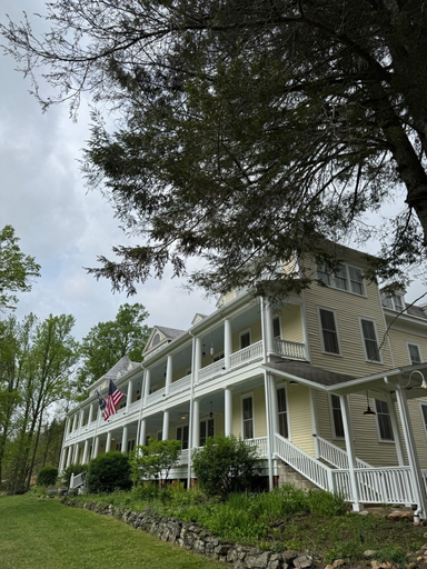 Exterior & Views 2, Balsam Mountain Inn, Jackson