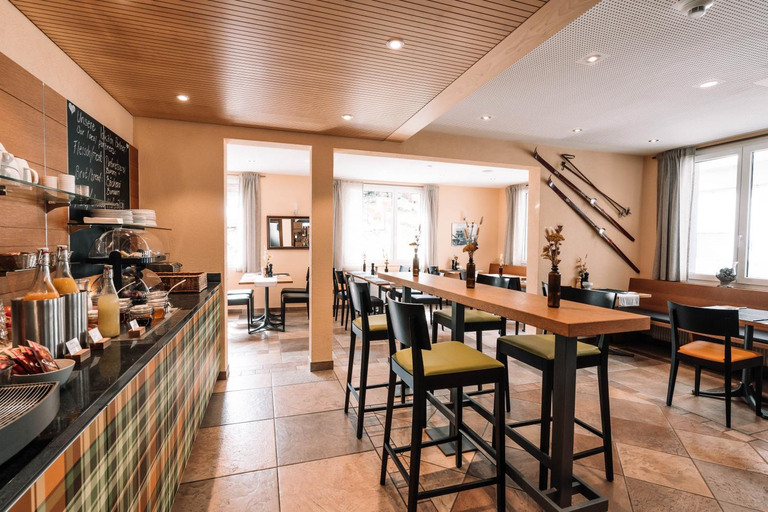 Food & Drinks 5, Hotel Les Amis, Visp