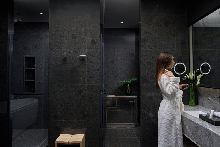 Bathroom 5, Marriott Executive Apartments, Bangkok Townhall Sukhumvit, Wattana