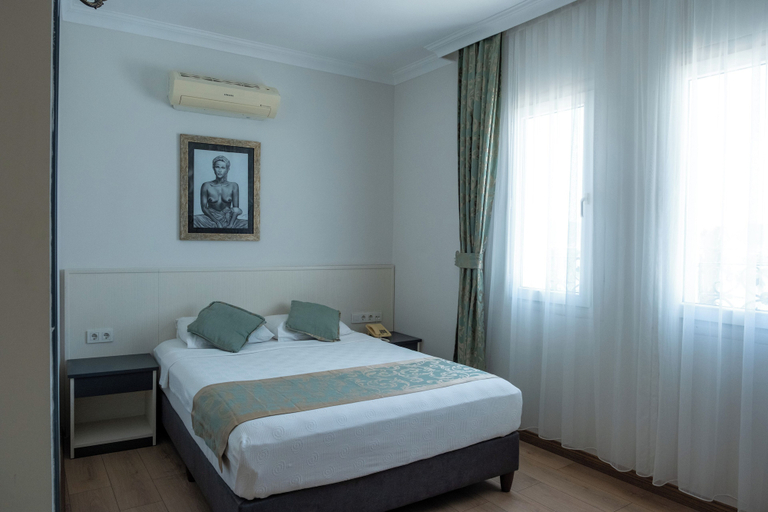 Bedroom 3, Artemis Hotel, Bodrum