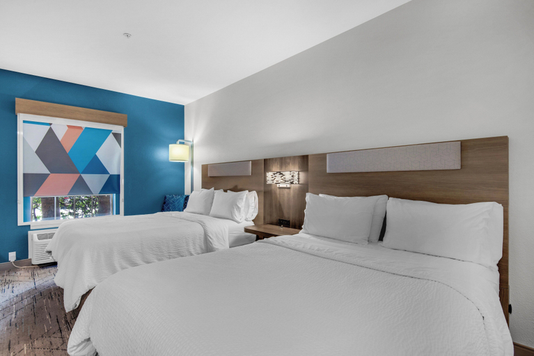 Bedroom 4, Holiday Inn Express & Suites DESTIN E - COMMONS MALL AREA by IHG, Okaloosa