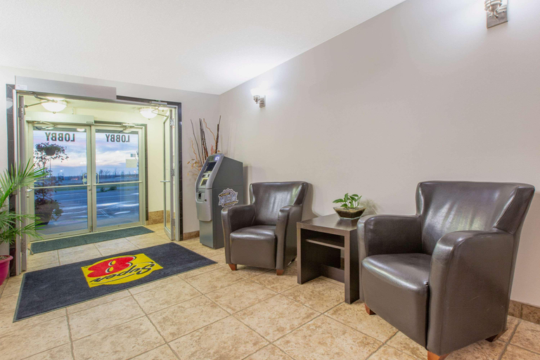 Public Area 2, Super 8 By Wyndham Fort Mcmurray, Division No. 16