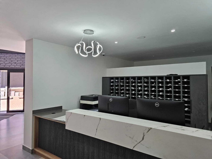 Others 5, The Lakewood Hotel, City of Johannesburg