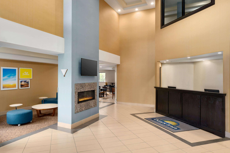 Public Area 2, Days Inn by Wyndham Tamworth, Carroll