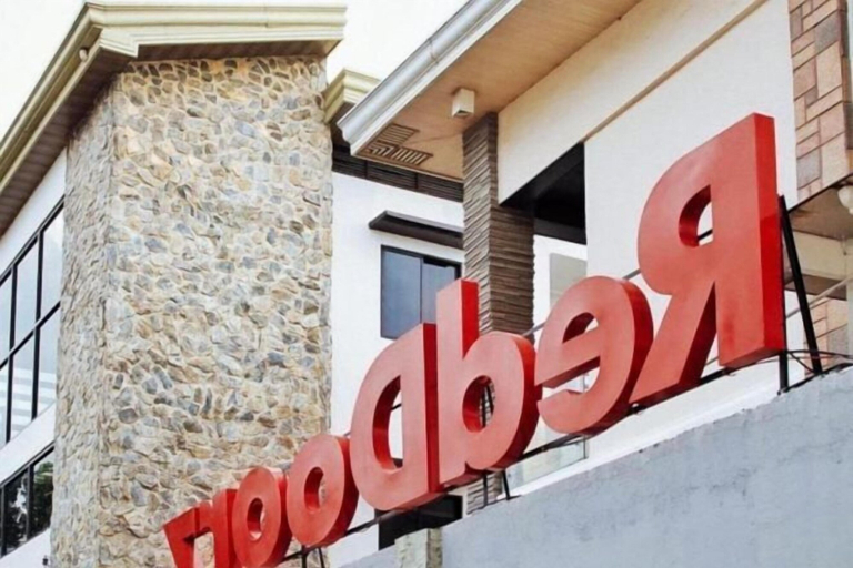 Exterior & Views, RedDoorz @ RHR Tourist Inn Canlaon, Canlaon City
