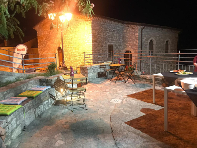 Food & Drinks 5, Albergo Diffuso di Campolattaro, Benevento