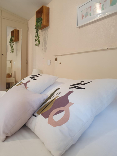 Bedroom 2, Logis Hotel Le Prince Noir, Lot-et-Garonne