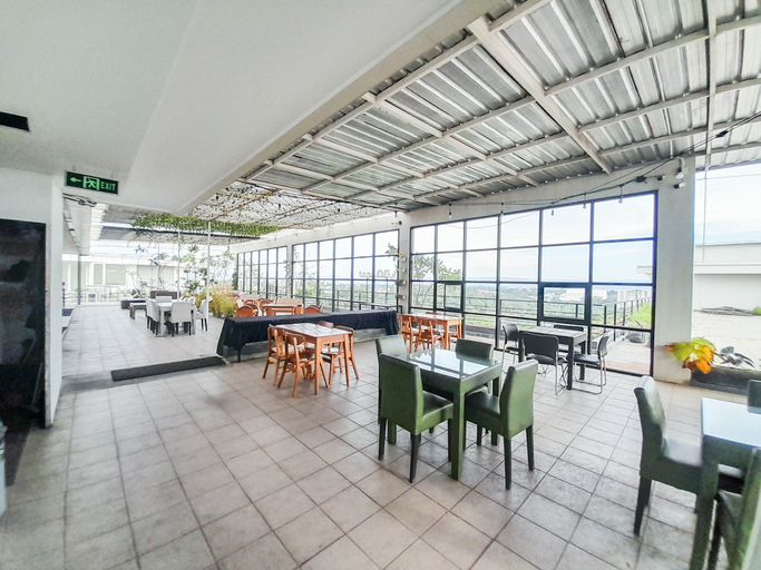 Food & Drinks 4, Spacious 2BR at Green Park Yogyakarta Apartment By Travelio, Sleman