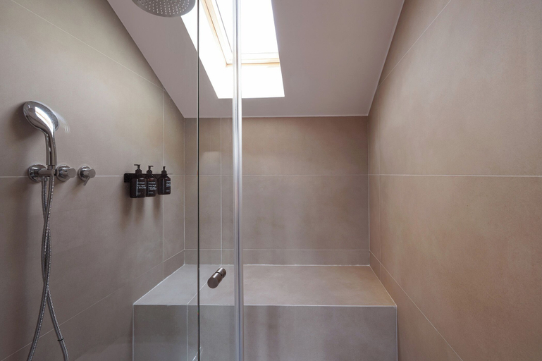 Bathroom 5, Casa Teva Lisboa by chic&basic, Lisbon