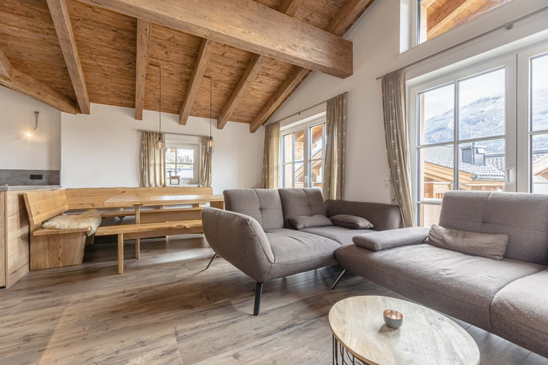 Primary image, Superior Ferienhaus mit Sauna, Zell am See