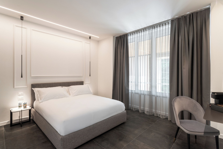 Bedroom 4, King Property, La Spezia