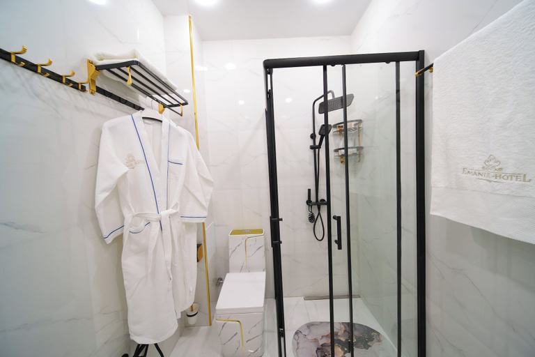 Bathroom 3, Emmanuel Hotel Yerevan, Yerevan