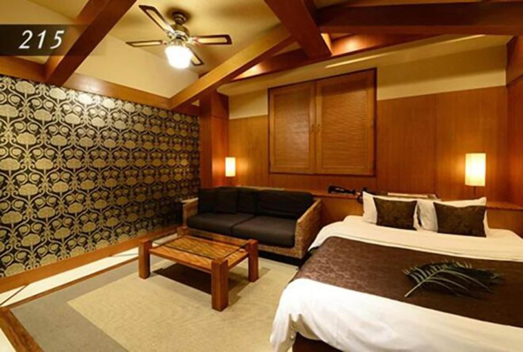 Bedroom 4, HOTEL AYUNG - Adults Only, Sumoto