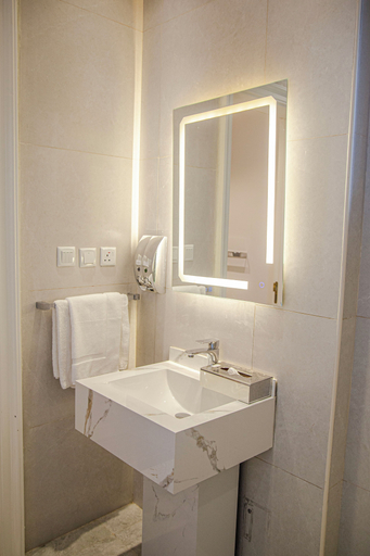 Bathroom 4, indigo apartments, Jeddah