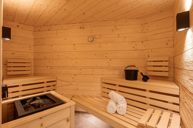 Spa treatment 5, Apartment With Balcony Near ski Area, Landeck