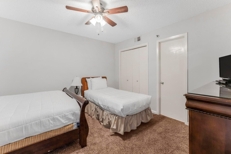 Bedroom, Summerchase 1103, Baldwin