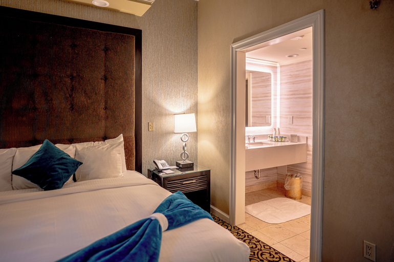 Bedroom 3, The Inn At Fox Hollow Hotel, Nassau