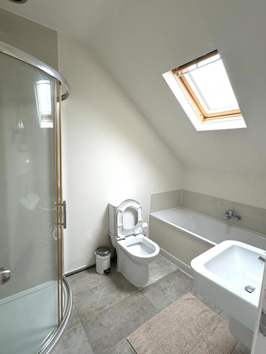 Bathroom 3, Riverside Guest House, Norfolk