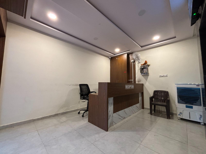 Others 4, Hotel Mahnsh Palace, Anand