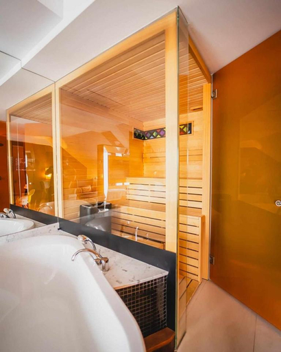 Bathroom 4, Bristol Tradition & Luxury Hotel, Rzeszów City
