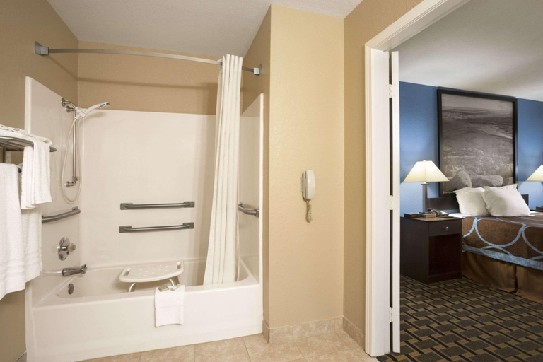 Bathroom 4, Super 8 by Wyndham Henryetta, Okmulgee