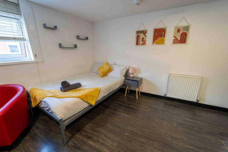 Others 4, Modern studio available close to the city, Birmingham