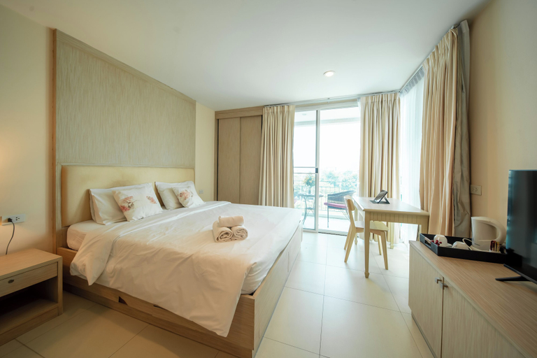 Bedroom 3, Shamrock Hotel Pattaya, Pattaya