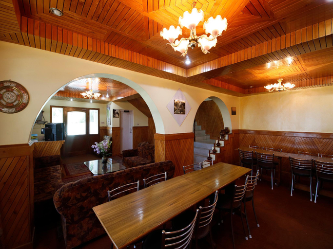 Food & Drinks 3, Hotel Oakwood Chail, Solan