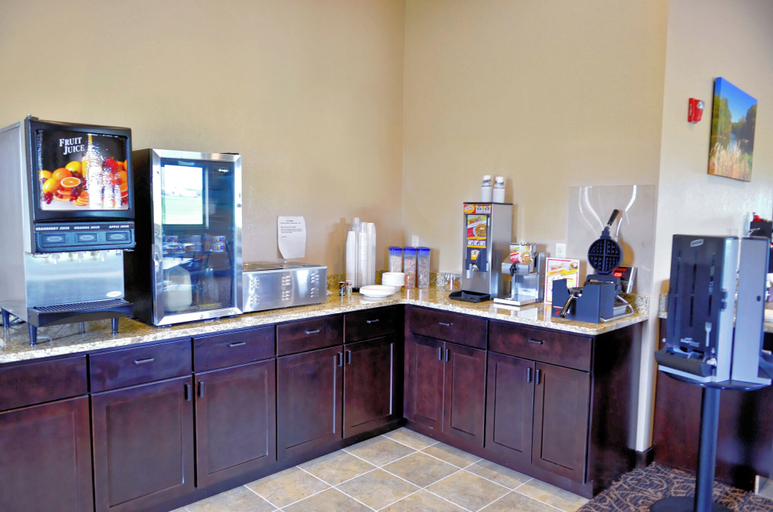 Food & Drinks 5, Cobblestone Inn & Suites - Monticello, Jones