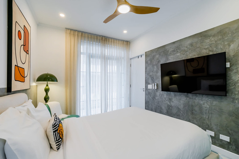 Room 2, w Charming 1BR in Santa Ana s Best Area, Panamá