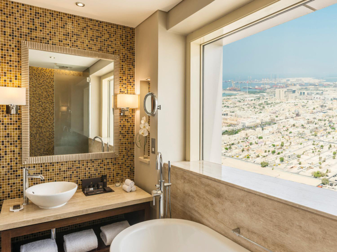 Bathroom 4, The Tower Plaza hotel Dubai, Dubai