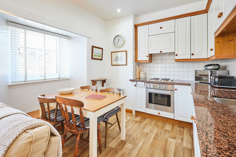 Room 2, Host Stay Spinnaker, Northumberland